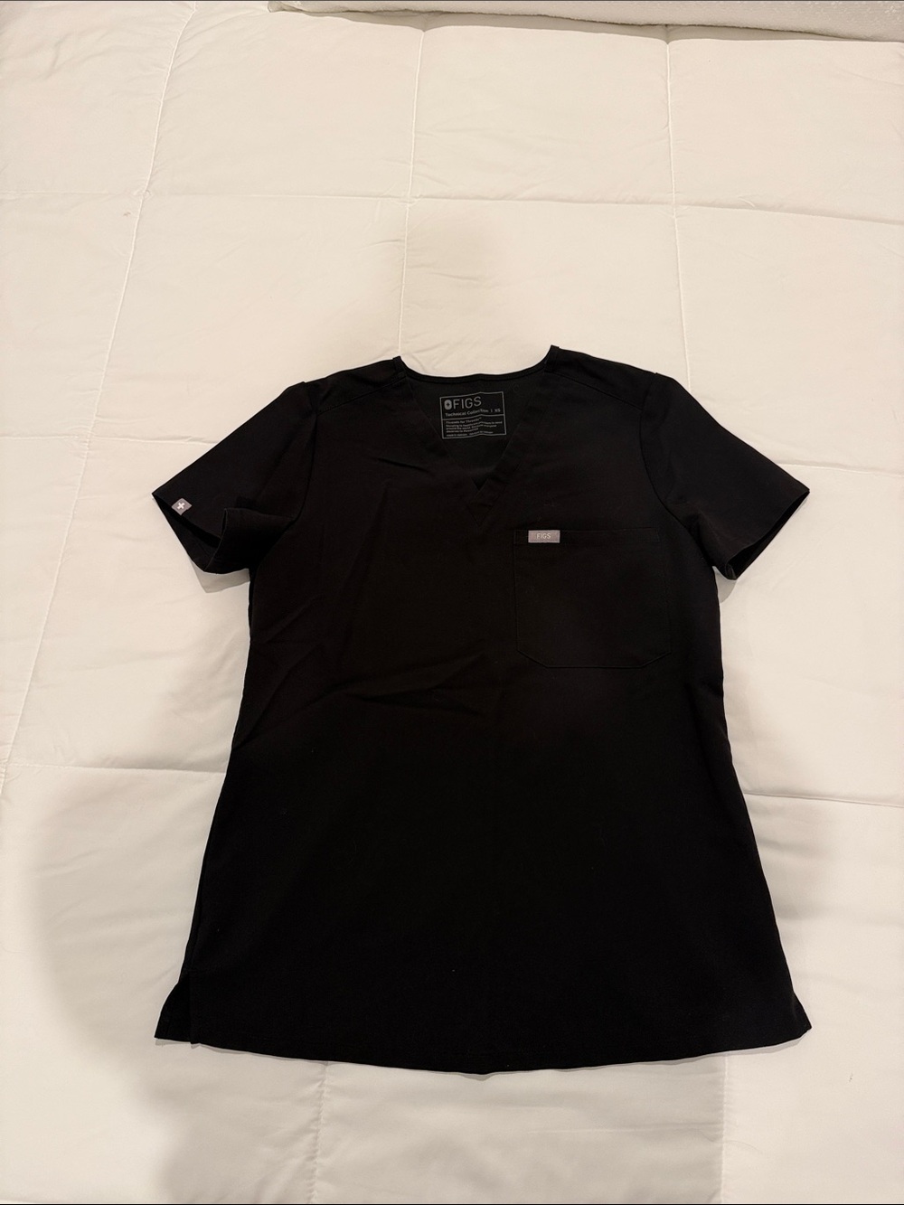 Figs Black Women's V-Neck Short Sleeve Scrub Top